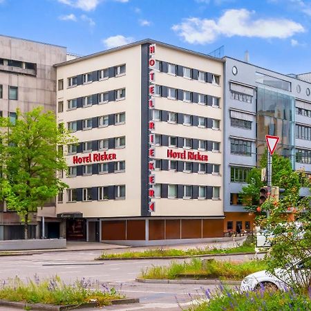 Plaza Inn Rieker Stuttgart Hauptbahnhof Exterior photo